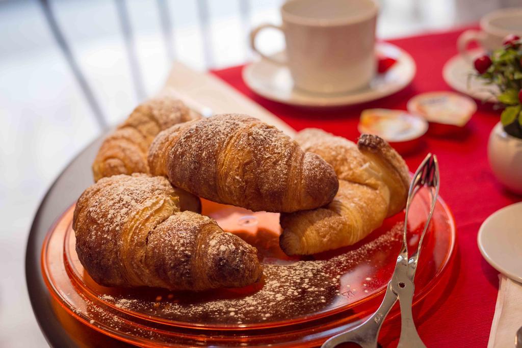 La Cattedrale Bed & Breakfast Napels Buitenkant foto