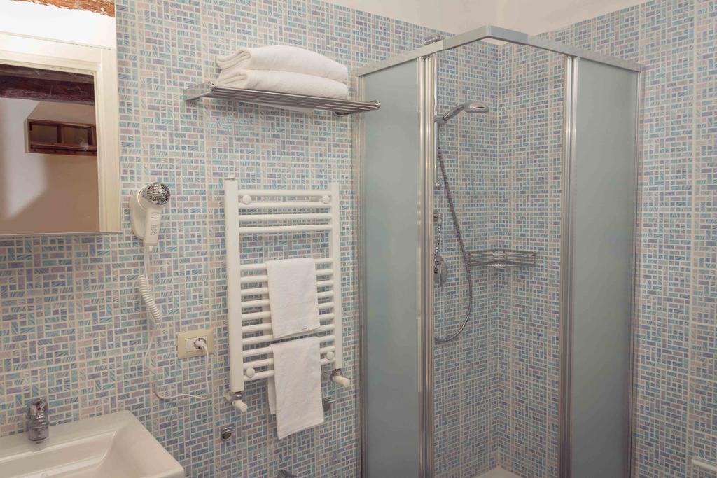 La Cattedrale Bed & Breakfast Napels Kamer foto