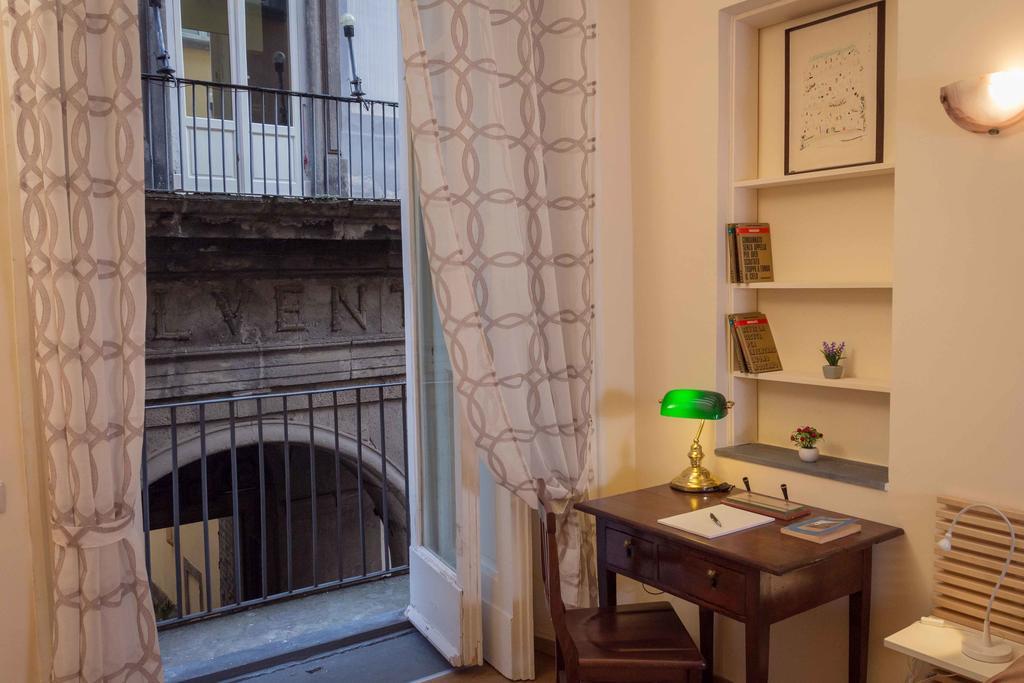 La Cattedrale Bed & Breakfast Napels Kamer foto