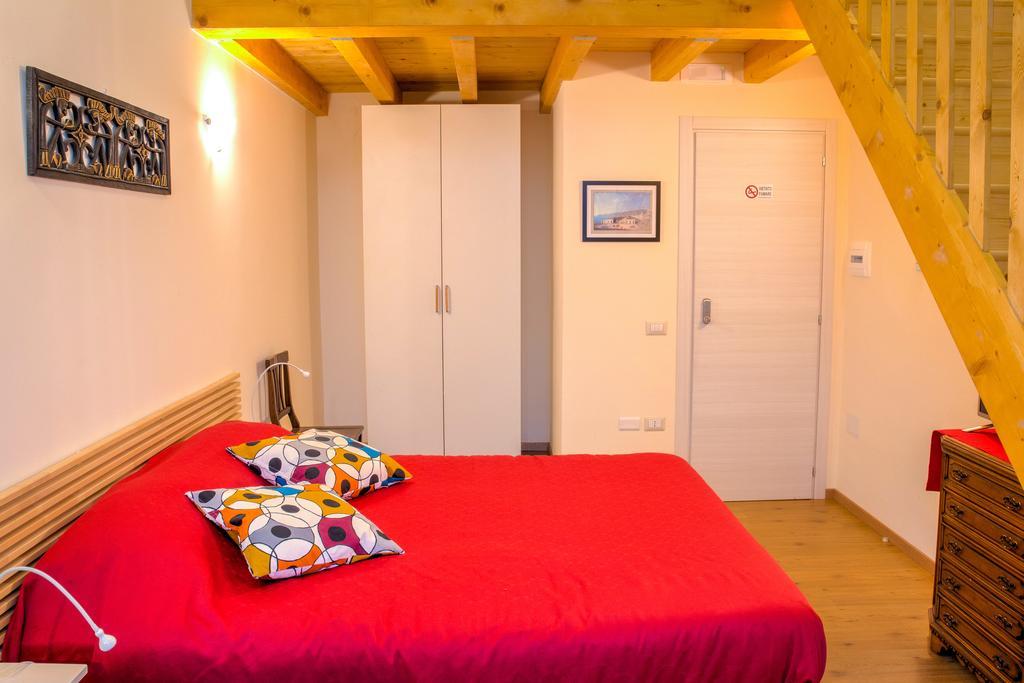 La Cattedrale Bed & Breakfast Napels Buitenkant foto